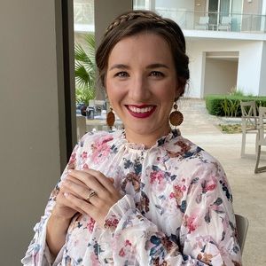 Meet your Posher, Megan